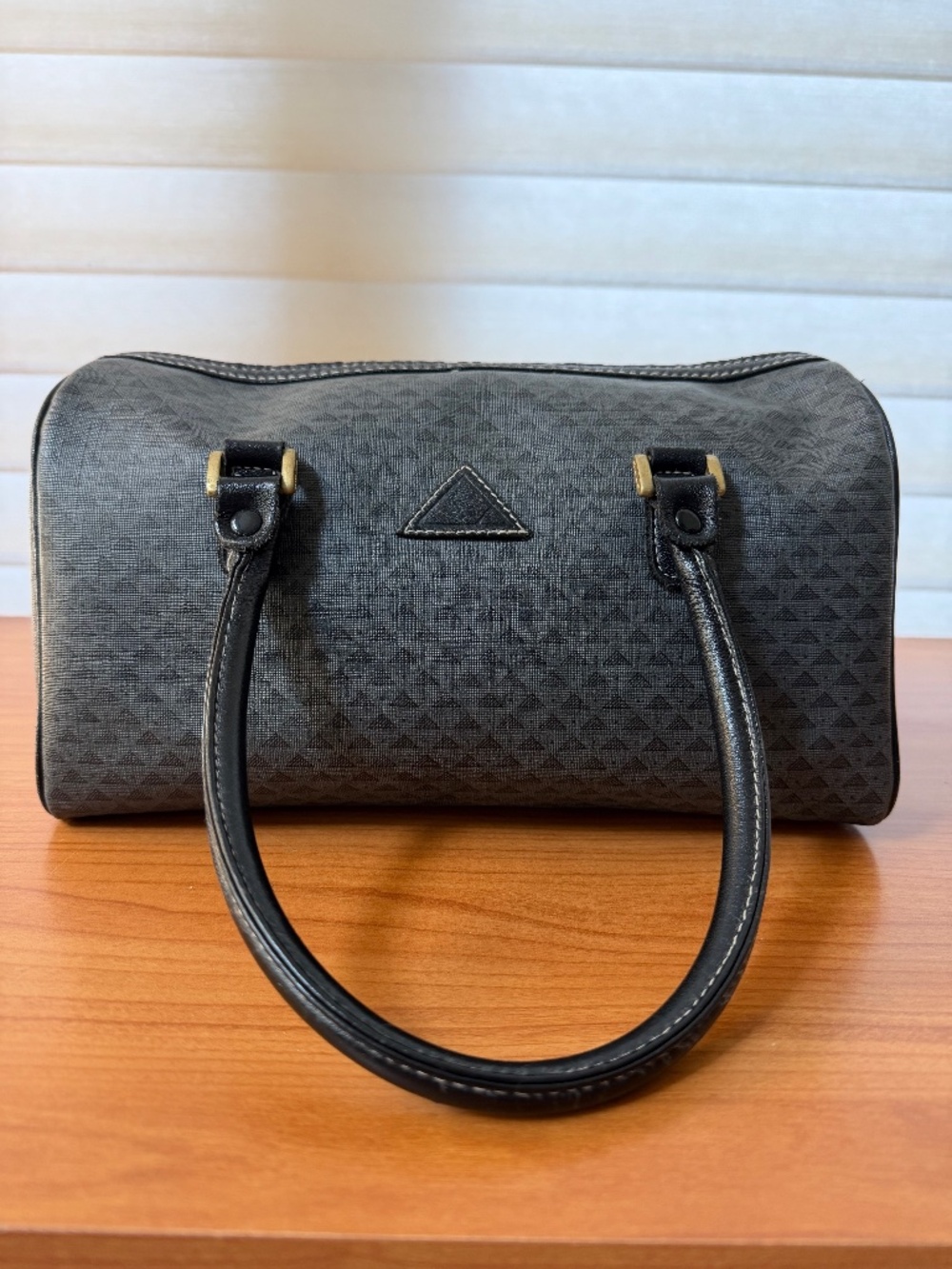 Liz Claiborne Leather Trim Bag - Charcoal Gray Triangles
